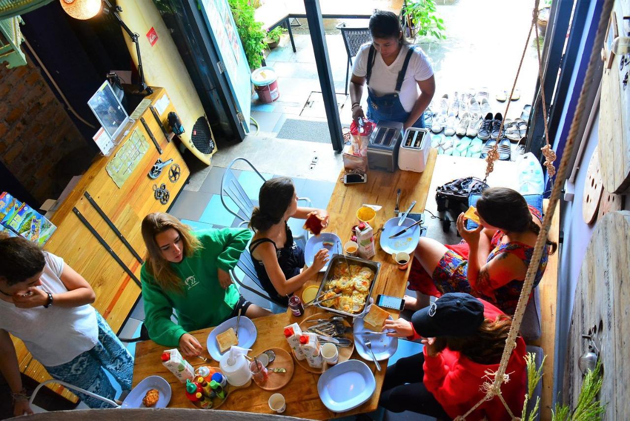 Phuket 12Month Hostel מראה חיצוני תמונה